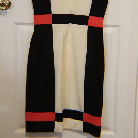 Maggy London Dress Size 6 - Picture 3 of 3